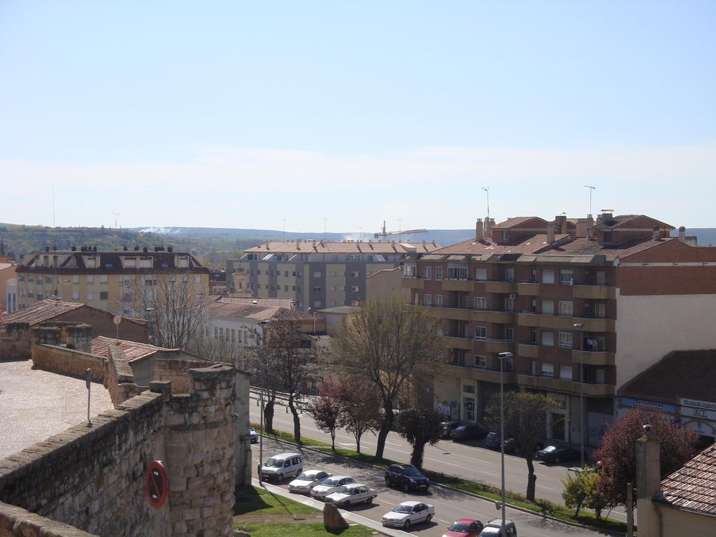 Apartamentos La Muralla Zamora Eksteriør billede