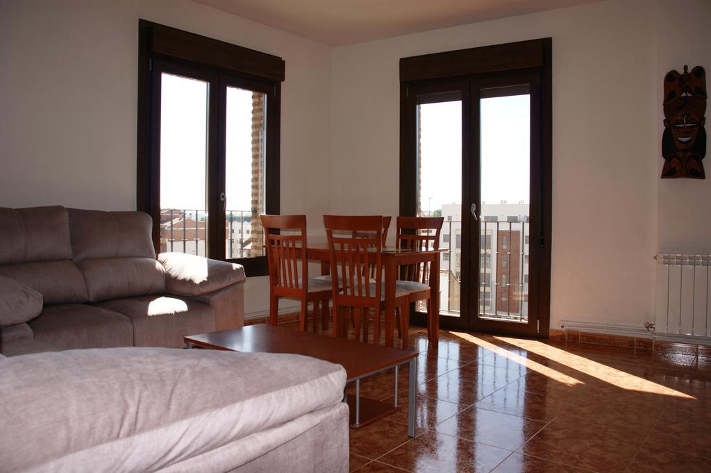 Apartamentos La Muralla Zamora Eksteriør billede